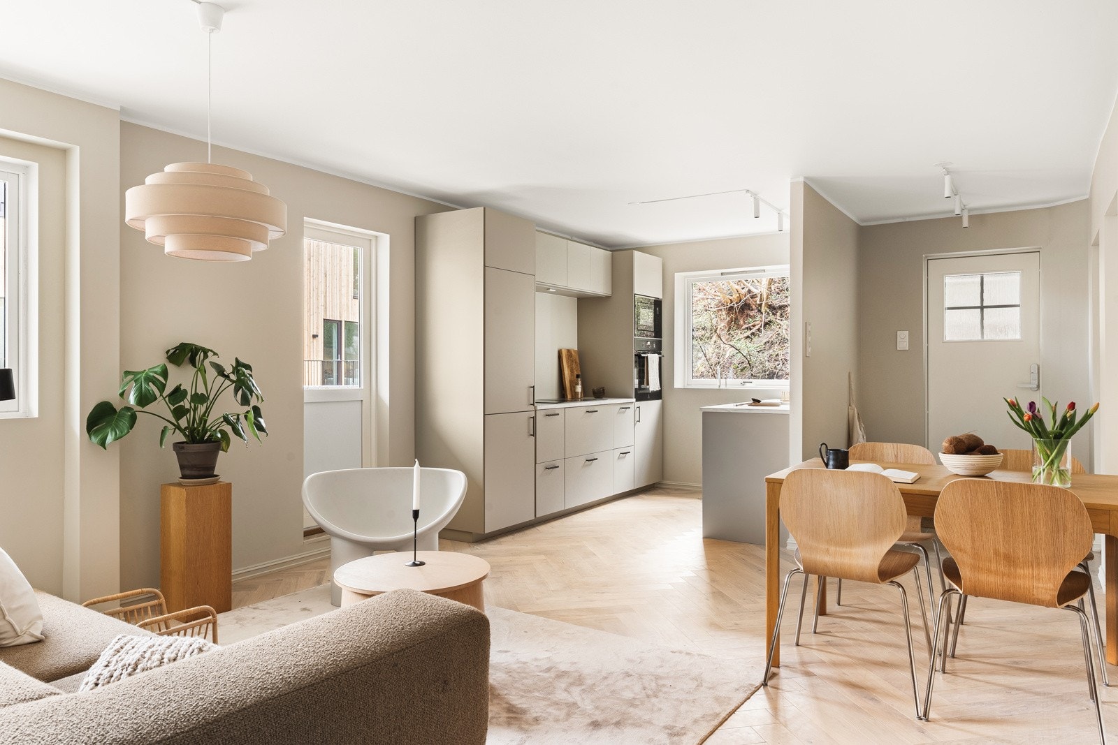 Hegrenesveien 2 presenteres av EIE eiendomsmegling, ved Mathias Helland Bøstrand. Galleribilde