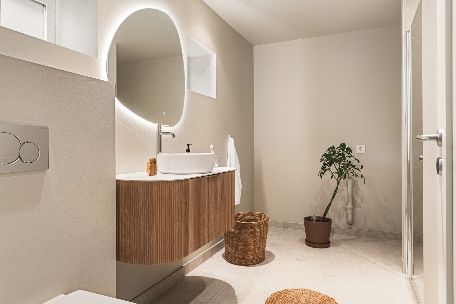 En rålekker 3-roms selveierleilighet, nyoppusset i 2025. Galleribilde