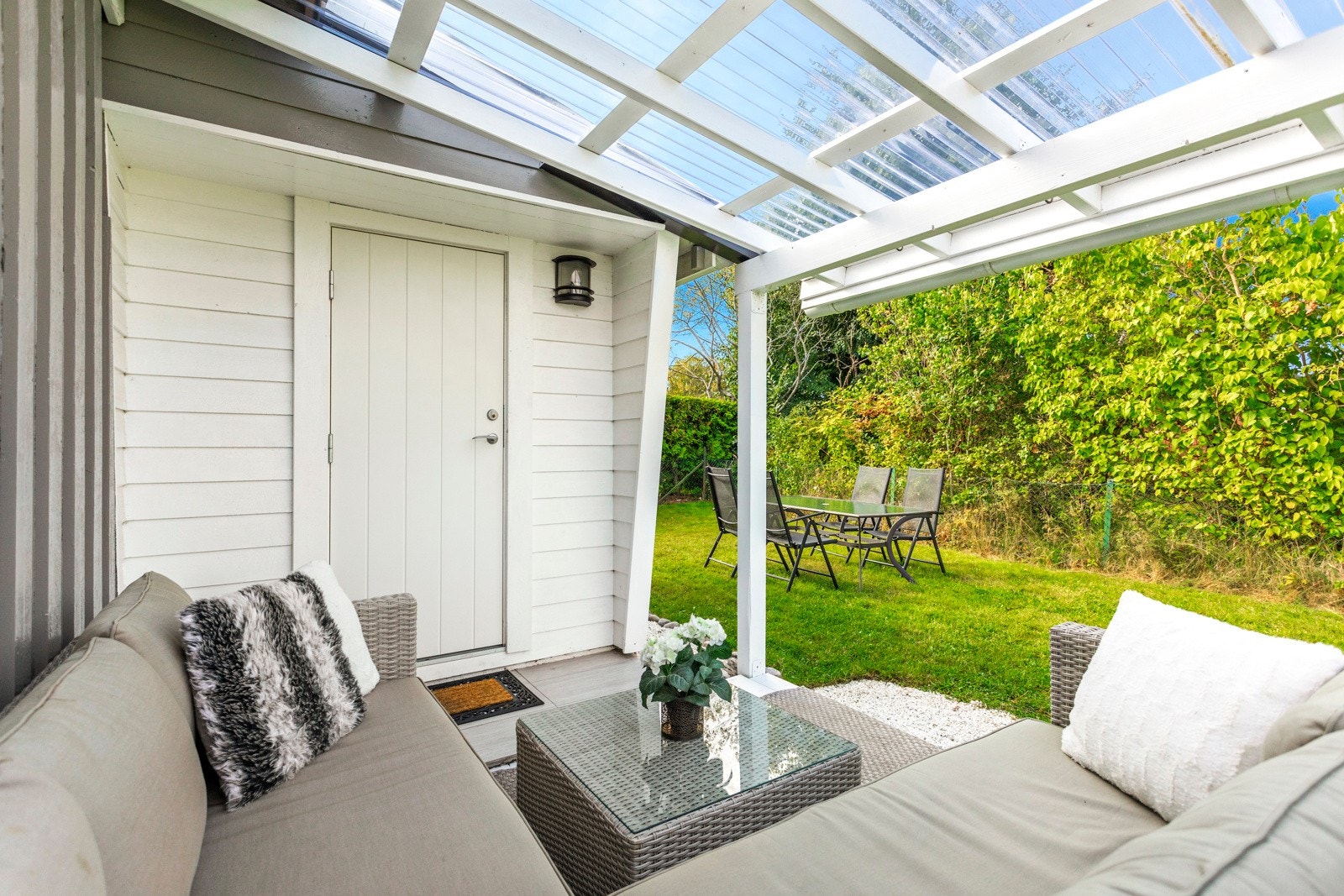 Her sitter du tørt om det skulle komme noen regndråper Galleribilde