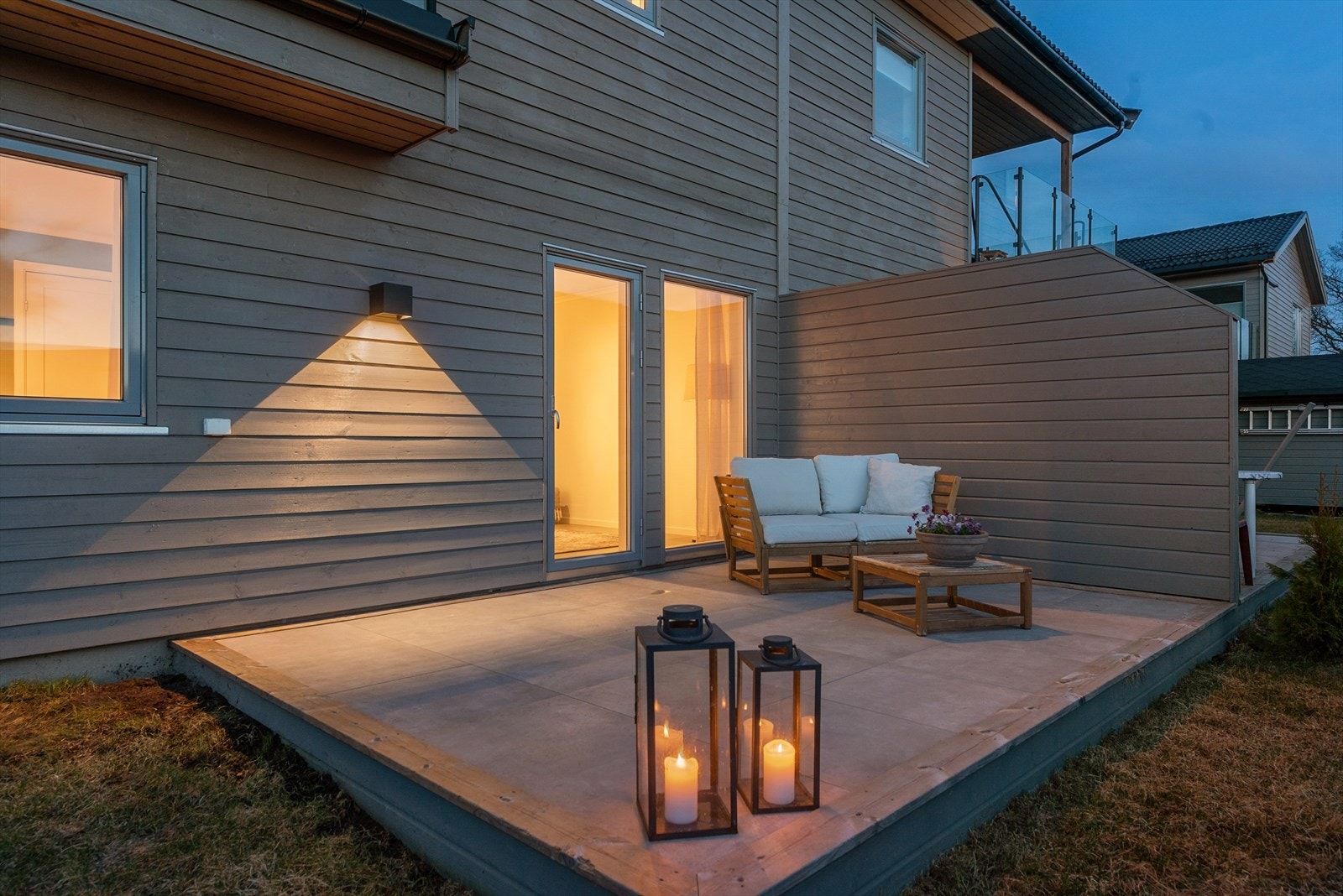 Her er det flere fine uteplasser, perfekt til sommerhalvåret Galleribilde