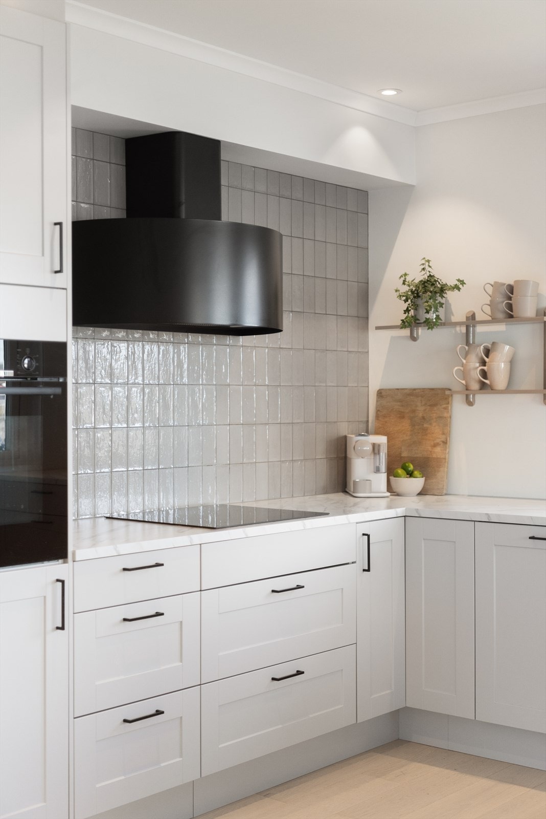 Alle hvitevarene på kjøkkenet medfølger Galleribilde