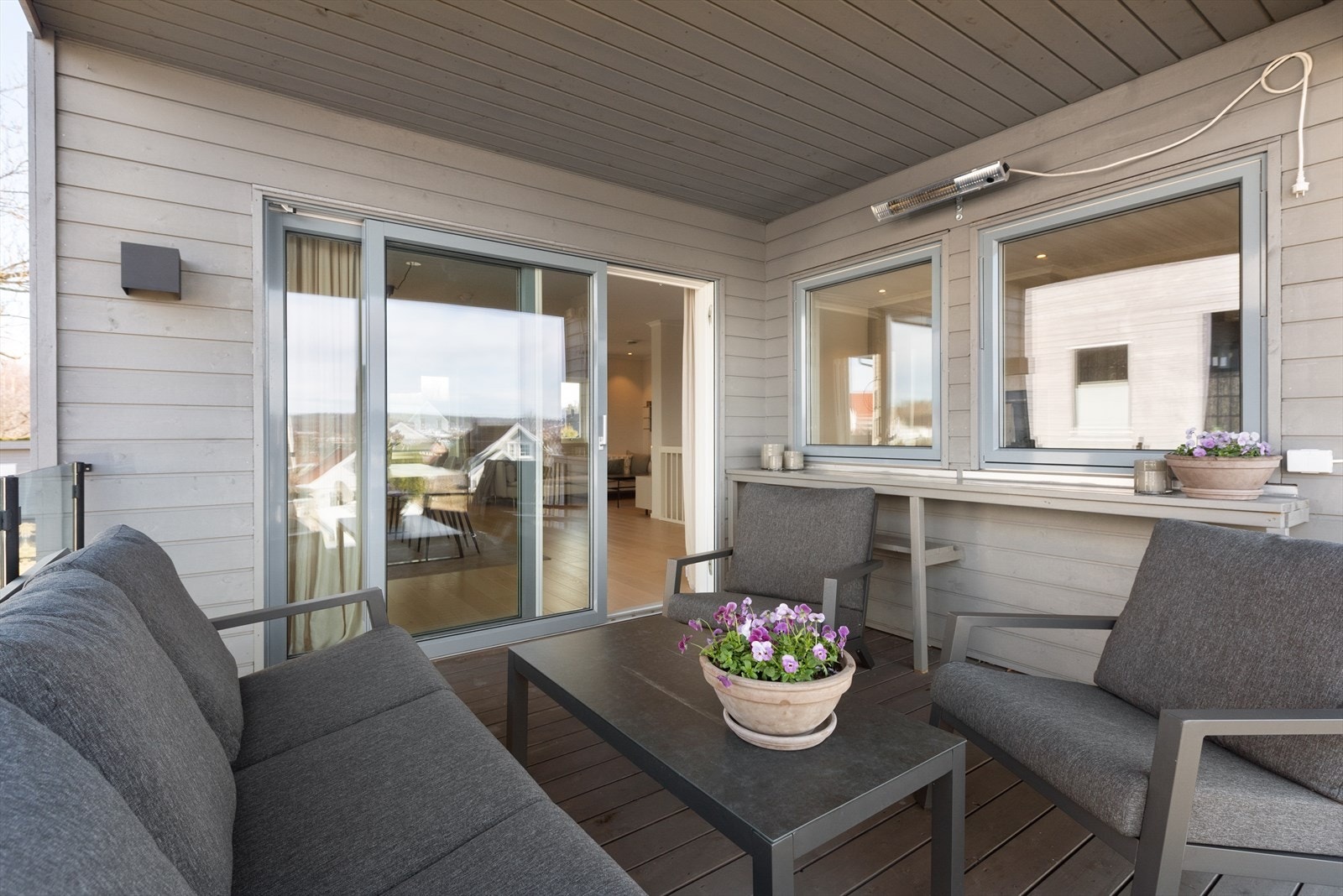 Her er det god plass til en hyggelig sittegruppe Galleribilde