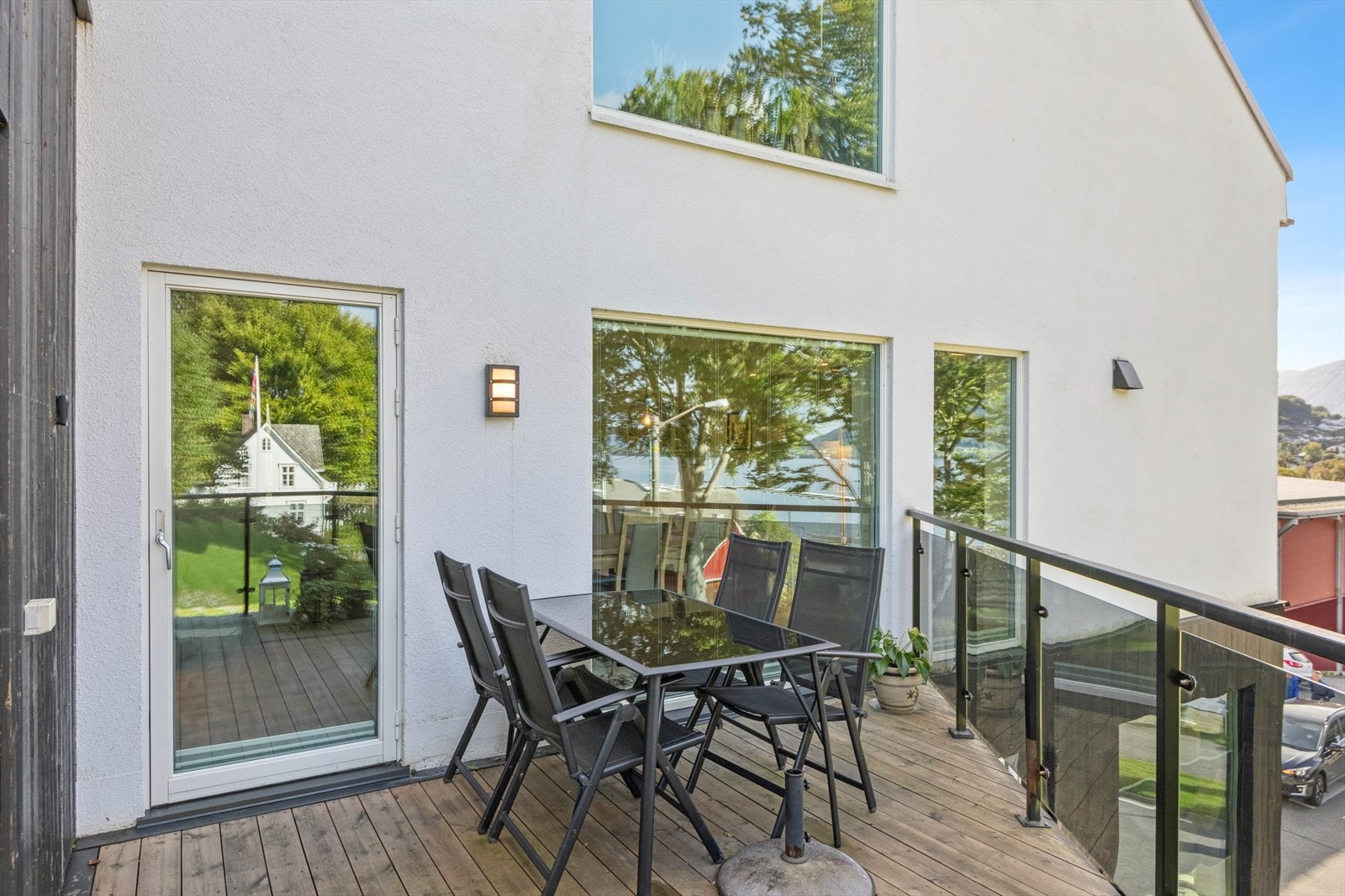 Egen balkong på ca 14 m² Galleribilde