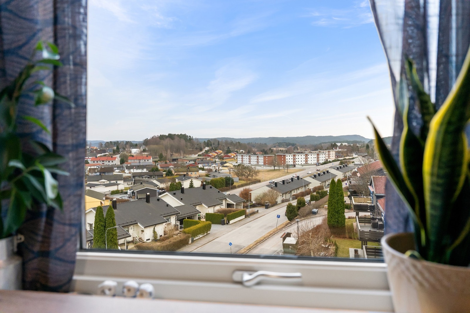 Herlig utsikt fra kjøkkenvindu Galleribilde