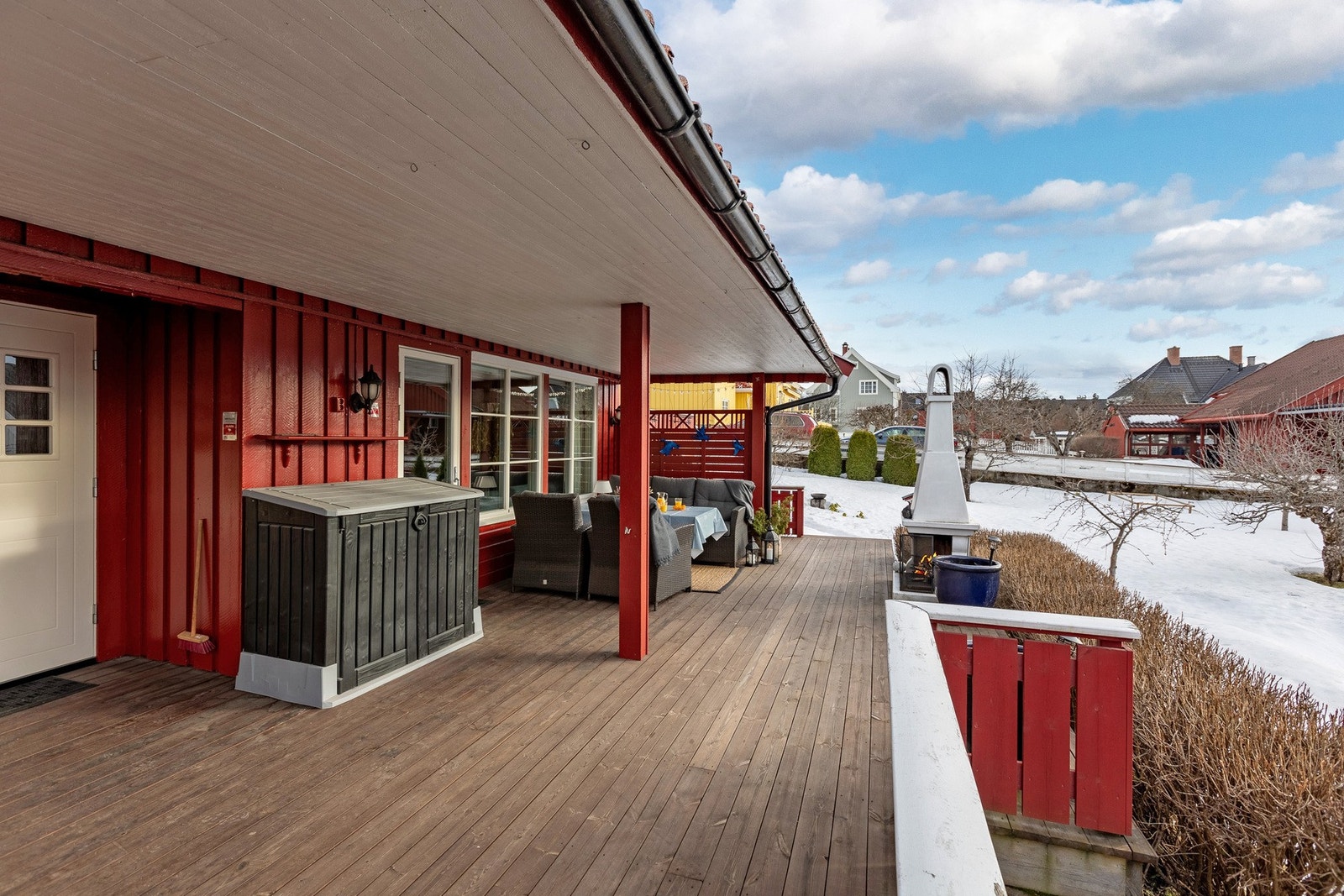 Store terrassearealer med gode solforhold Galleribilde