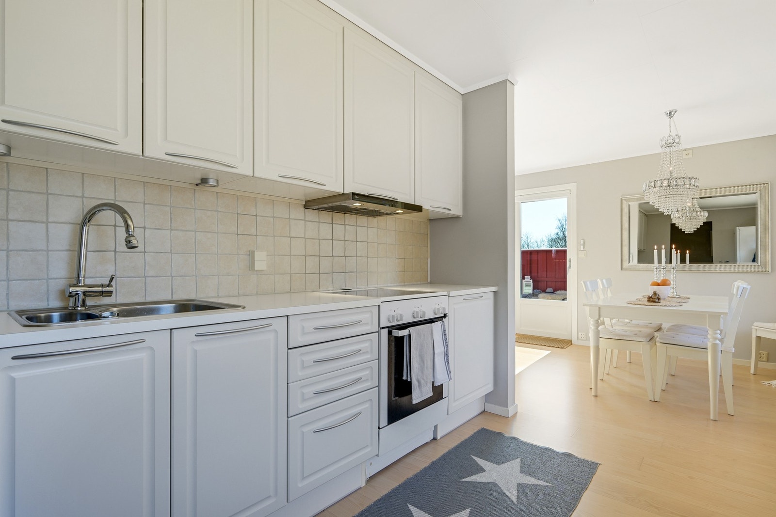 Her kommer hele familien til å trives. Ny kjøkkenventilator fra 2018. Galleribilde