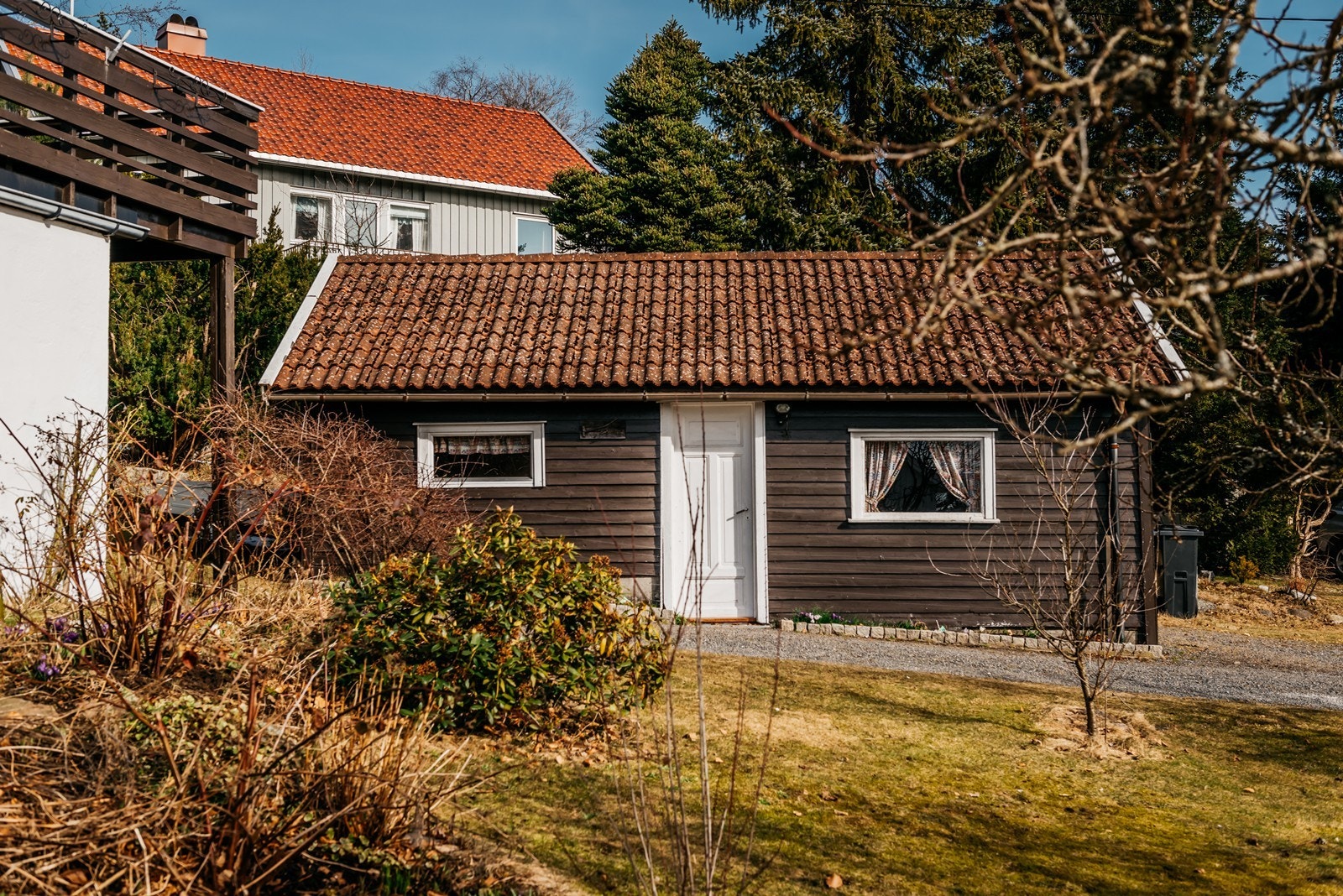 Garasje. Galleribilde