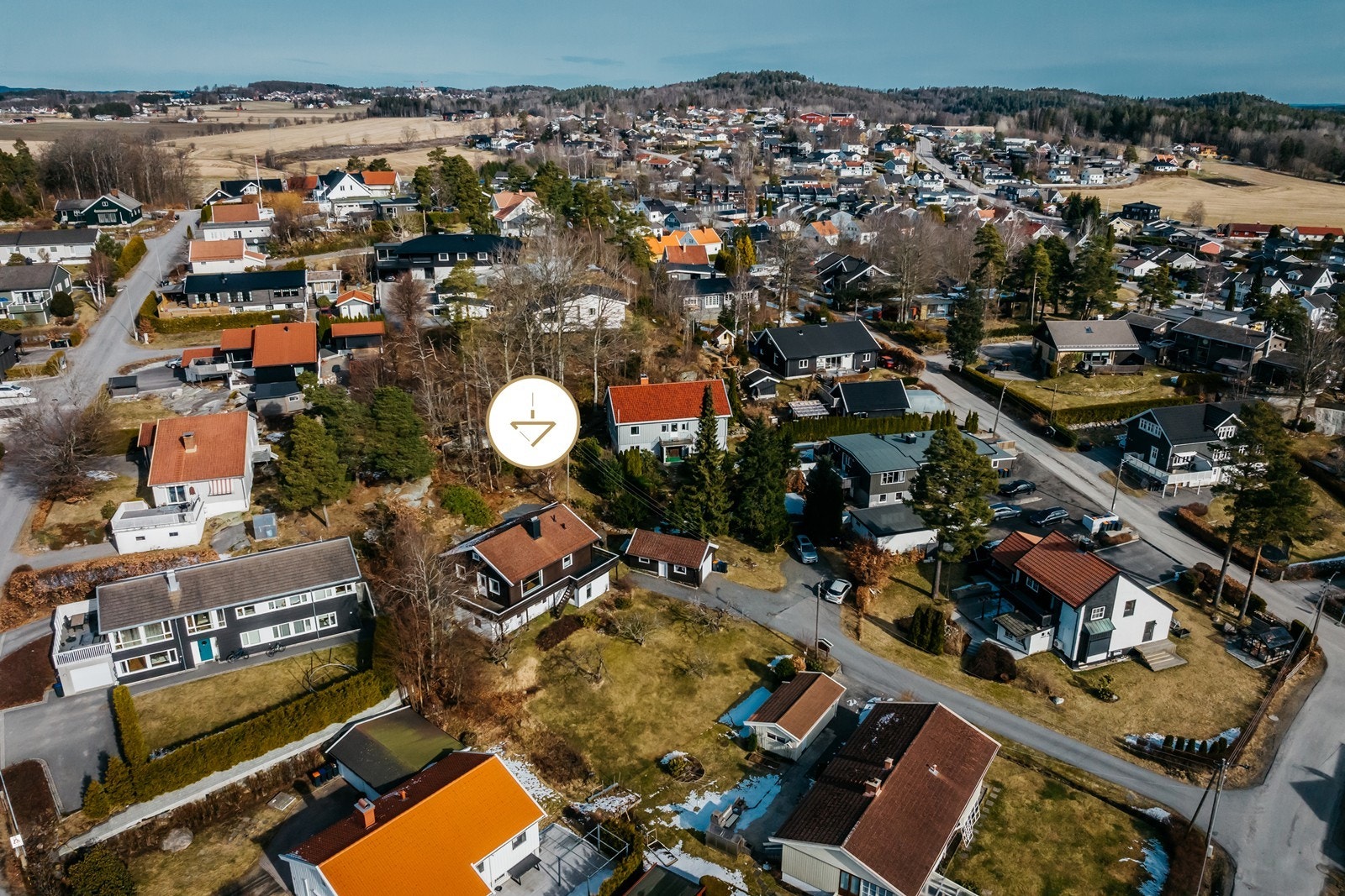 Fra Volveveien har du kort vei til Sandefjord sentrum, men også ut til E18. Galleribilde