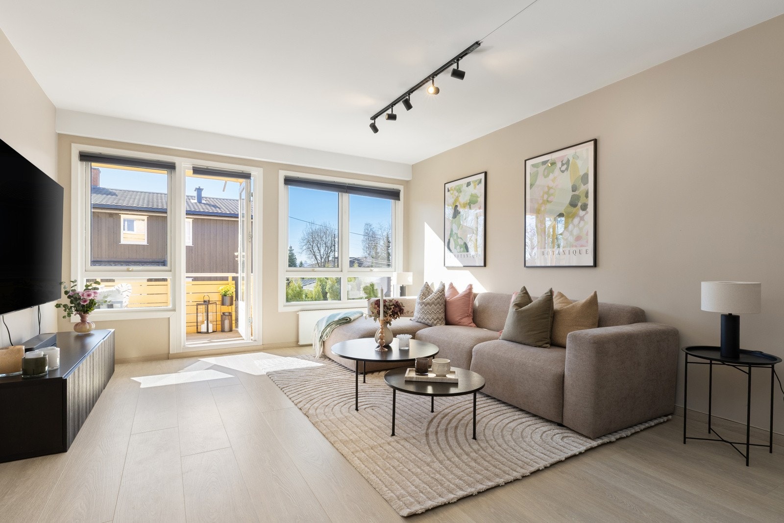 Velkommen til Ørneveien 63B - Presentert av Viktor Wiese v/Privatmegleren Dyve og partnere Galleribilde