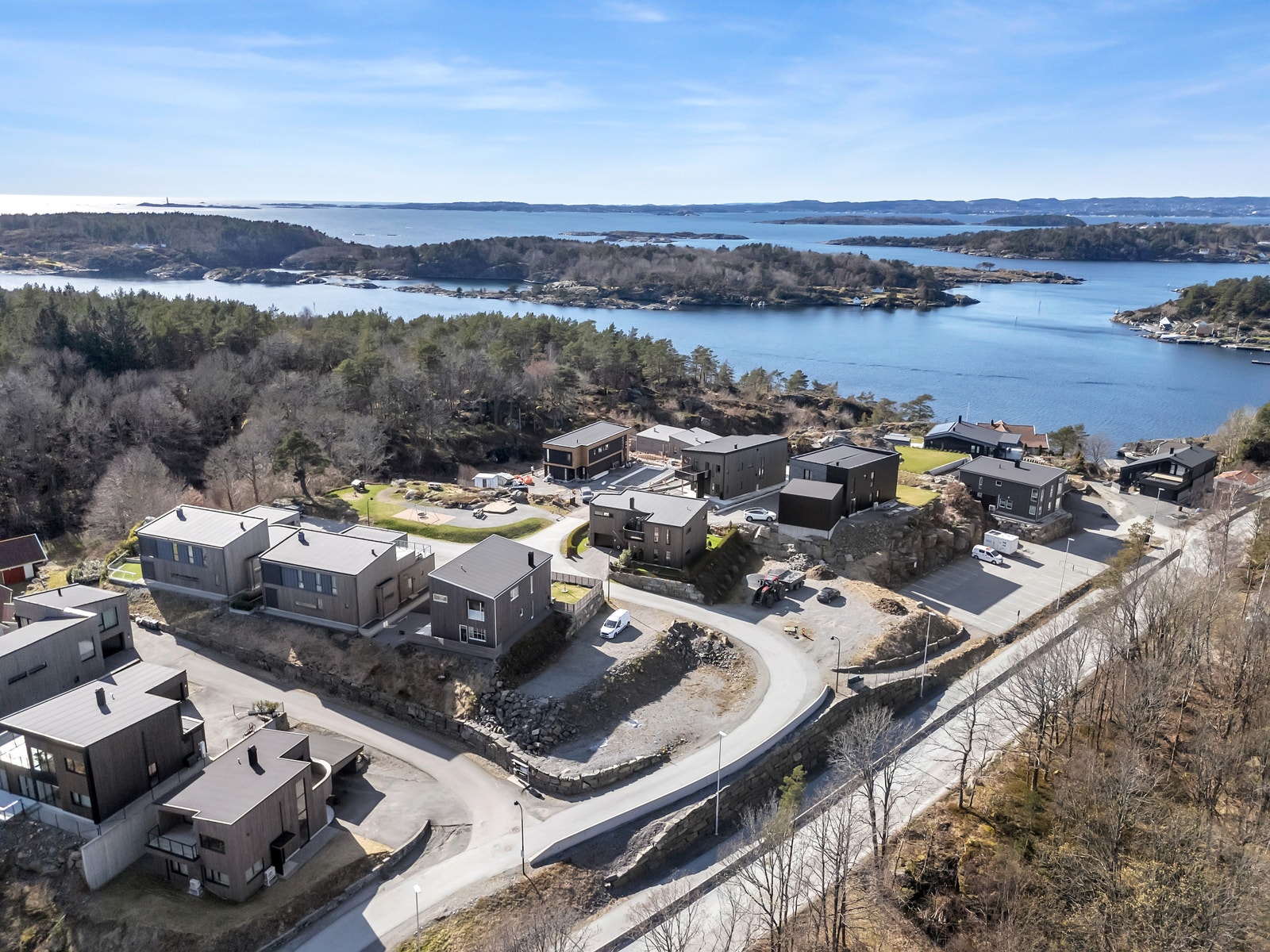 Boligfelt med sjønær beliggenhet Galleribilde