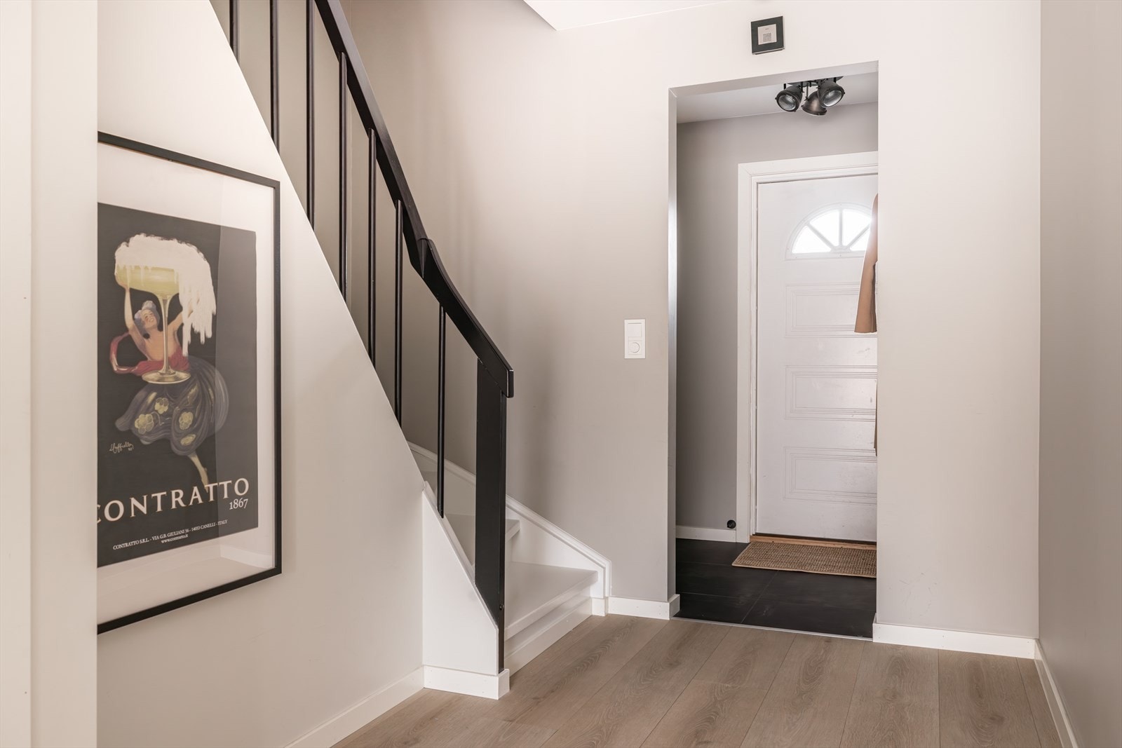 Boligen holder en god standard og ble renovert i 2022. Galleribilde