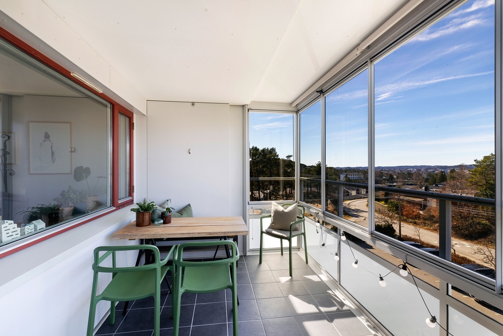 God plass til utemøbler Galleribilde