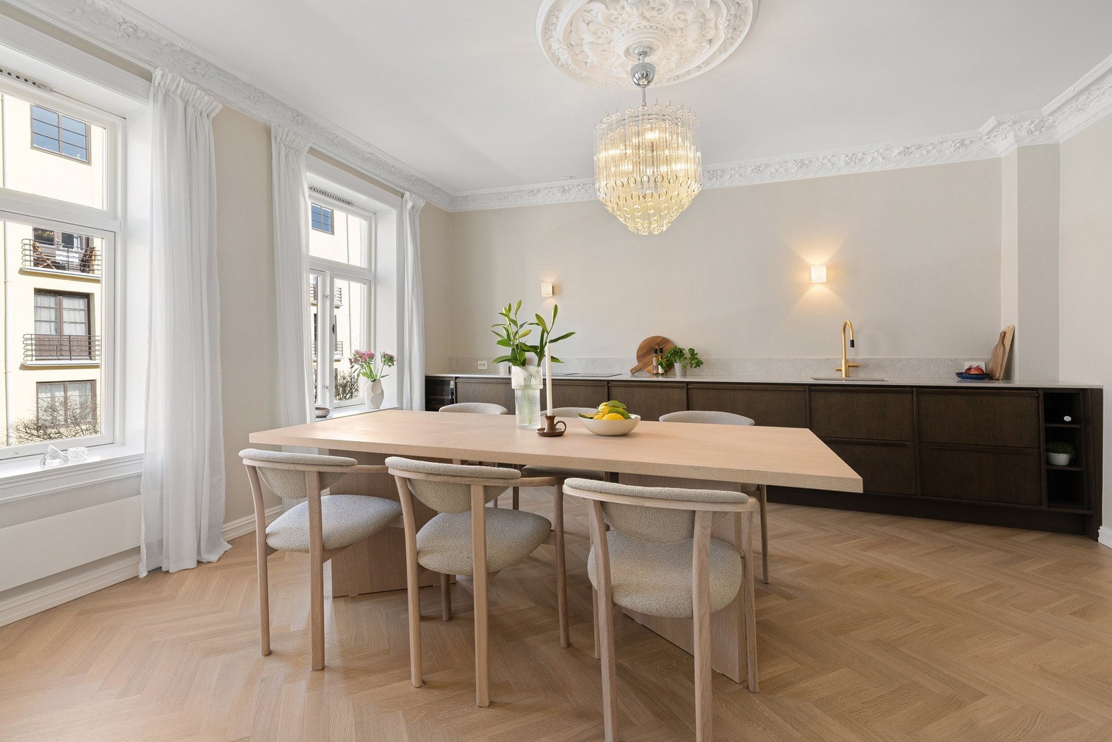 Helt nytt, skjult elektrisk anlegg hvor samtlige kabler er trukket nye. Galleribilde