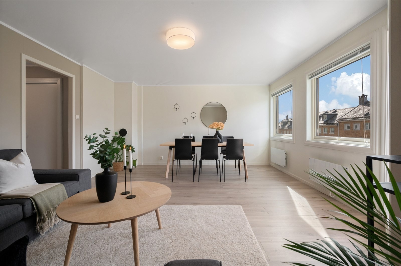 - Leiligheten har balansert ventilasjon som sørger for bedre luftkvalitet, innemiljø og energieffektivitet - Galleribilde