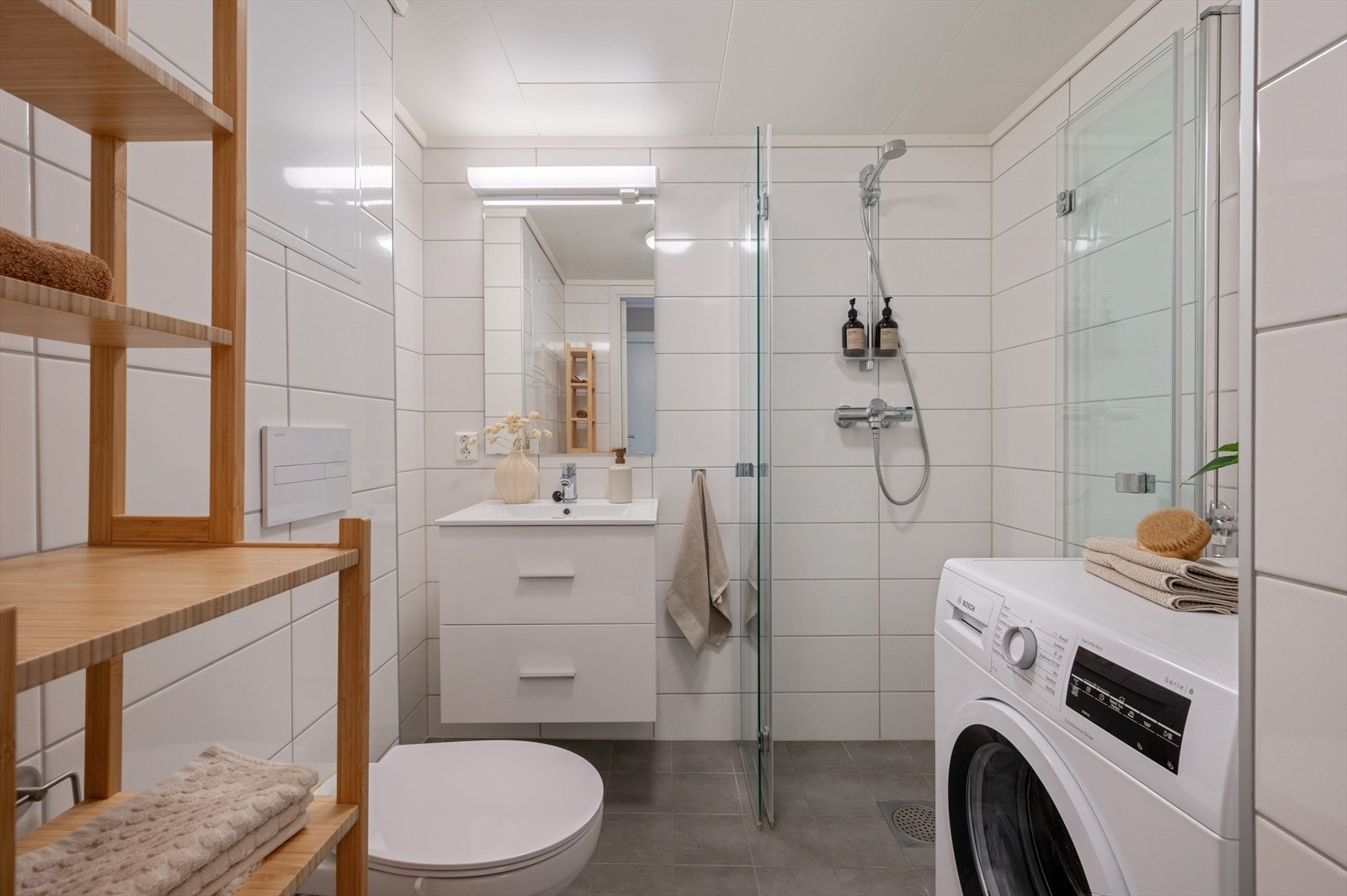 - Badet er oppgradert i 2016 og holder med det en flott standard - Galleribilde