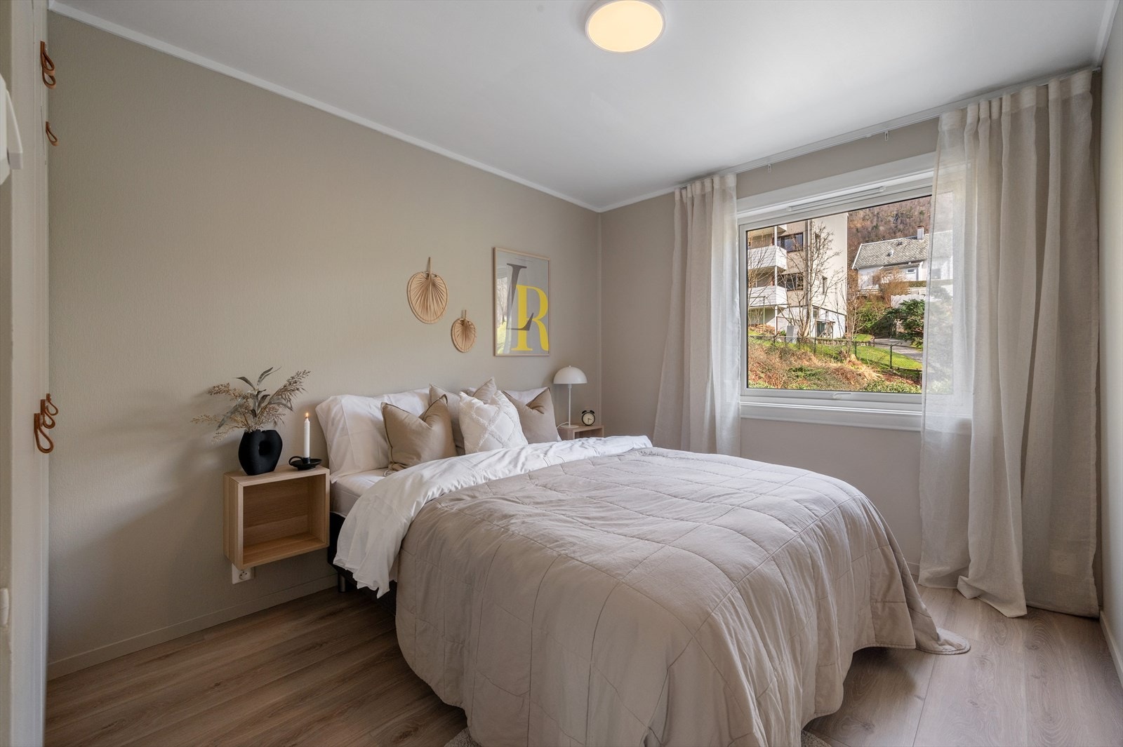 - Soverommet har en størrelse på 8,6 m² - Galleribilde