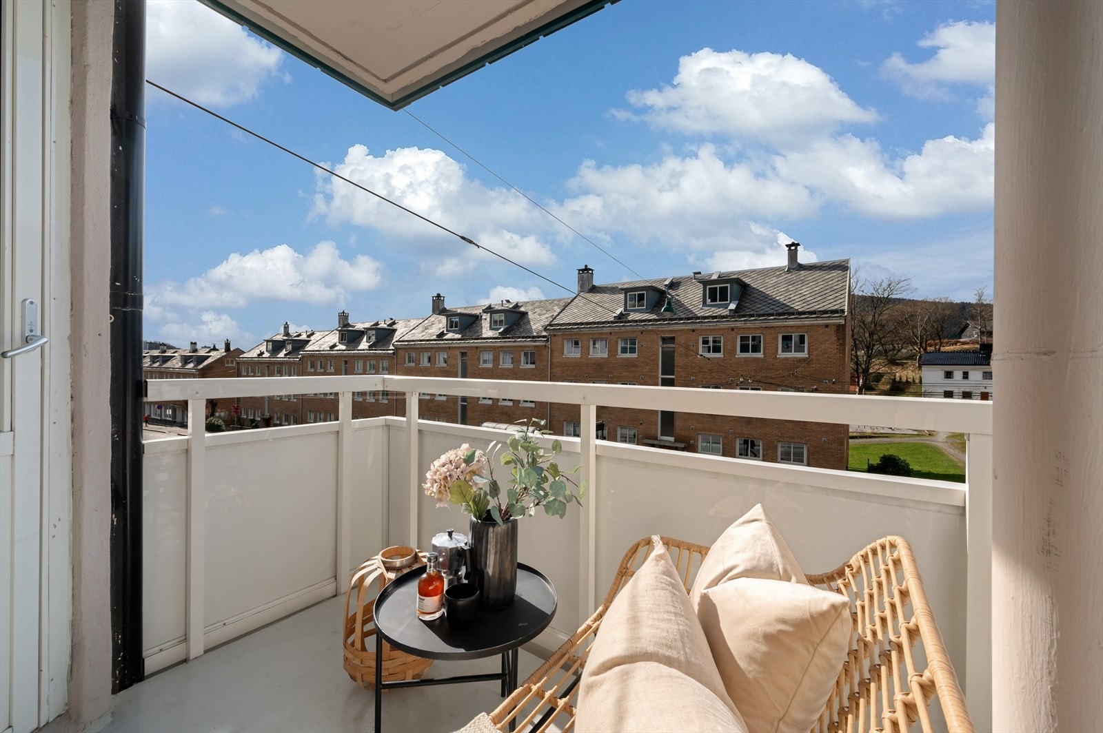 - Lekker og innbydende leilighet med solrik balkong! - Galleribilde