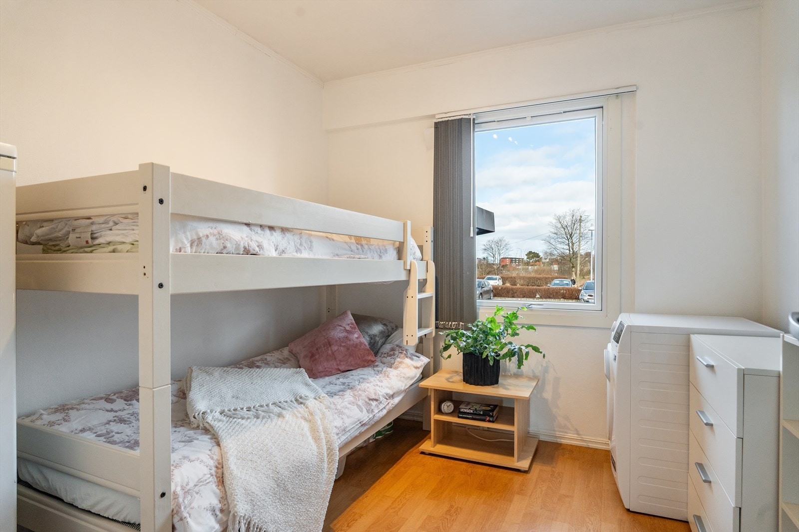 Soverom av god størrelse. Galleribilde