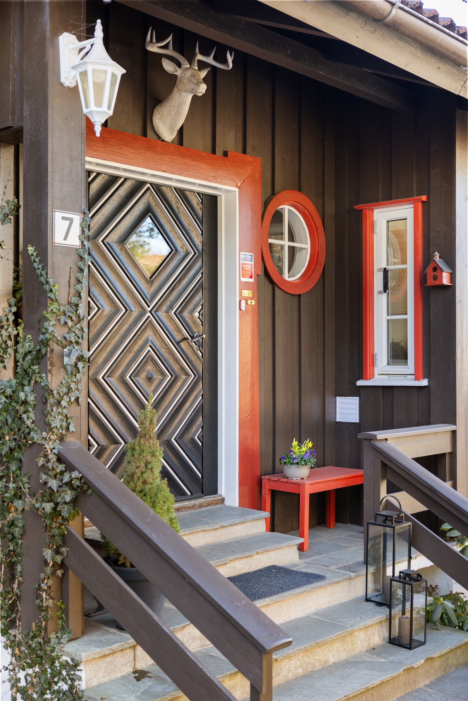 Inngangspartiet til huset. Galleribilde