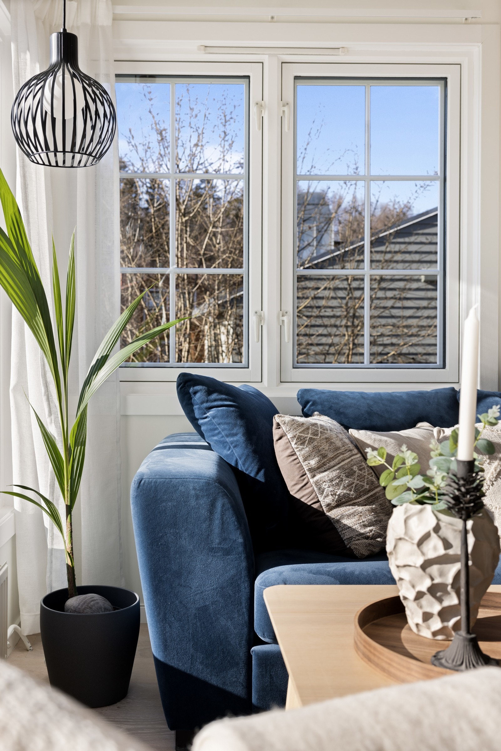 Stue, detalj. Vindu mot nordvest. Galleribilde