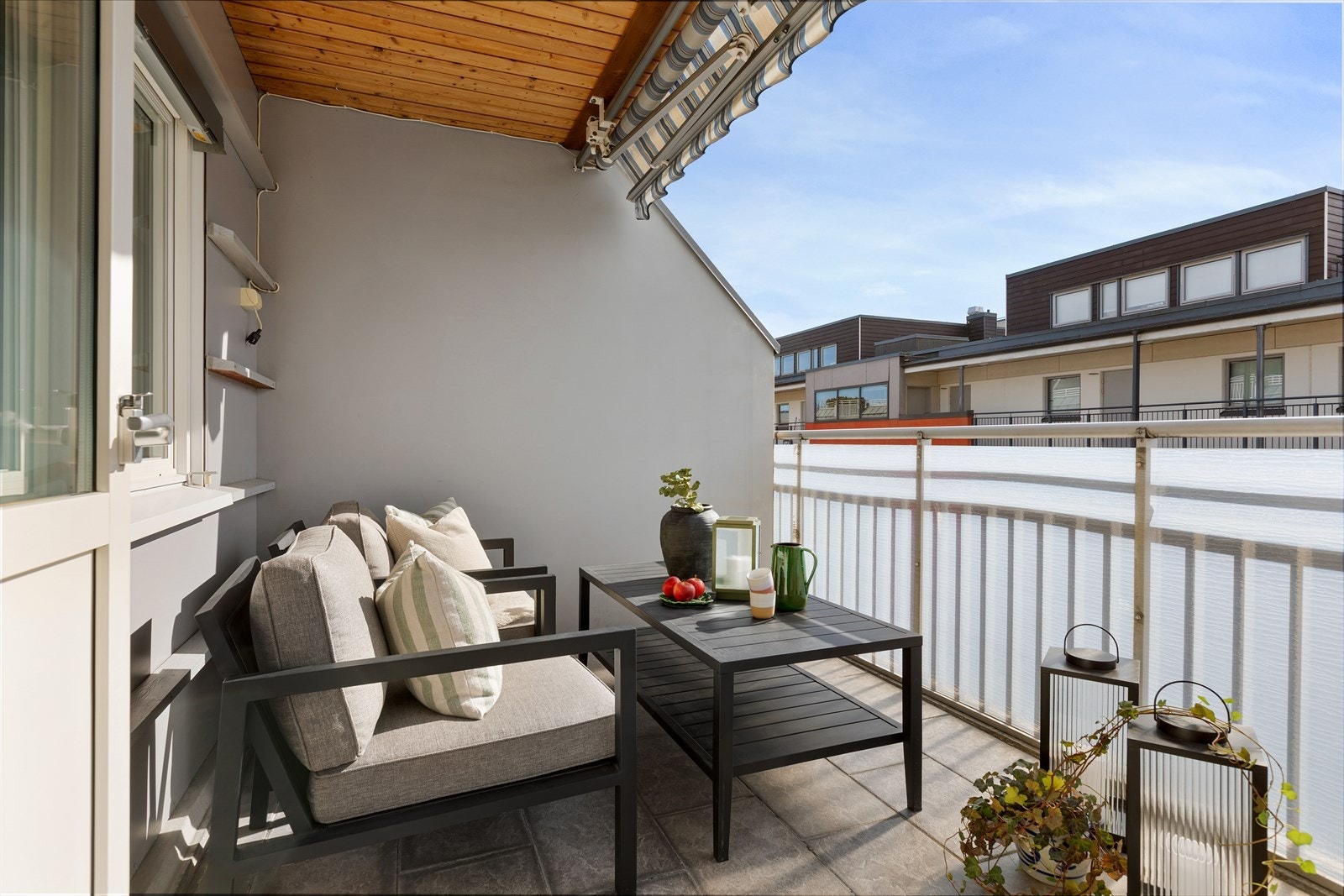 Leiligheten har to flotte balkonger Galleribilde