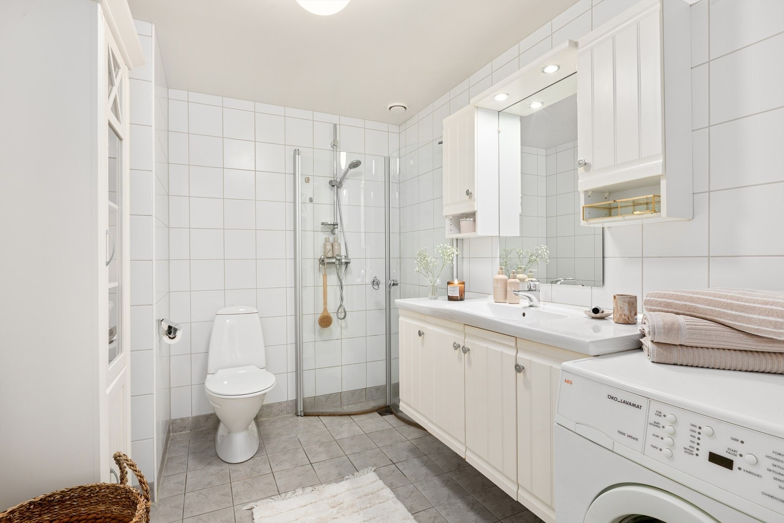 Flislagt bad med varmekabler Galleribilde