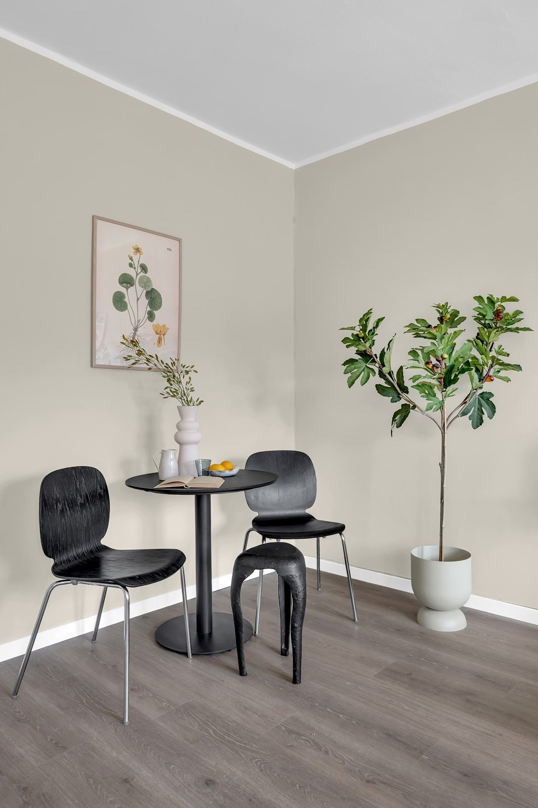 Varmtvann, fyring og fiberinternett 1000/1000 Mbit/s er inkludert i felleskostnadene. Galleribilde