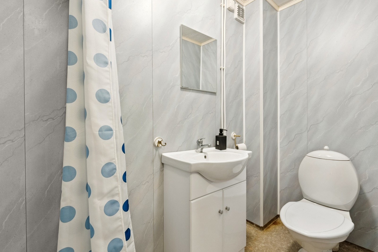 Bad underetasje Galleribilde