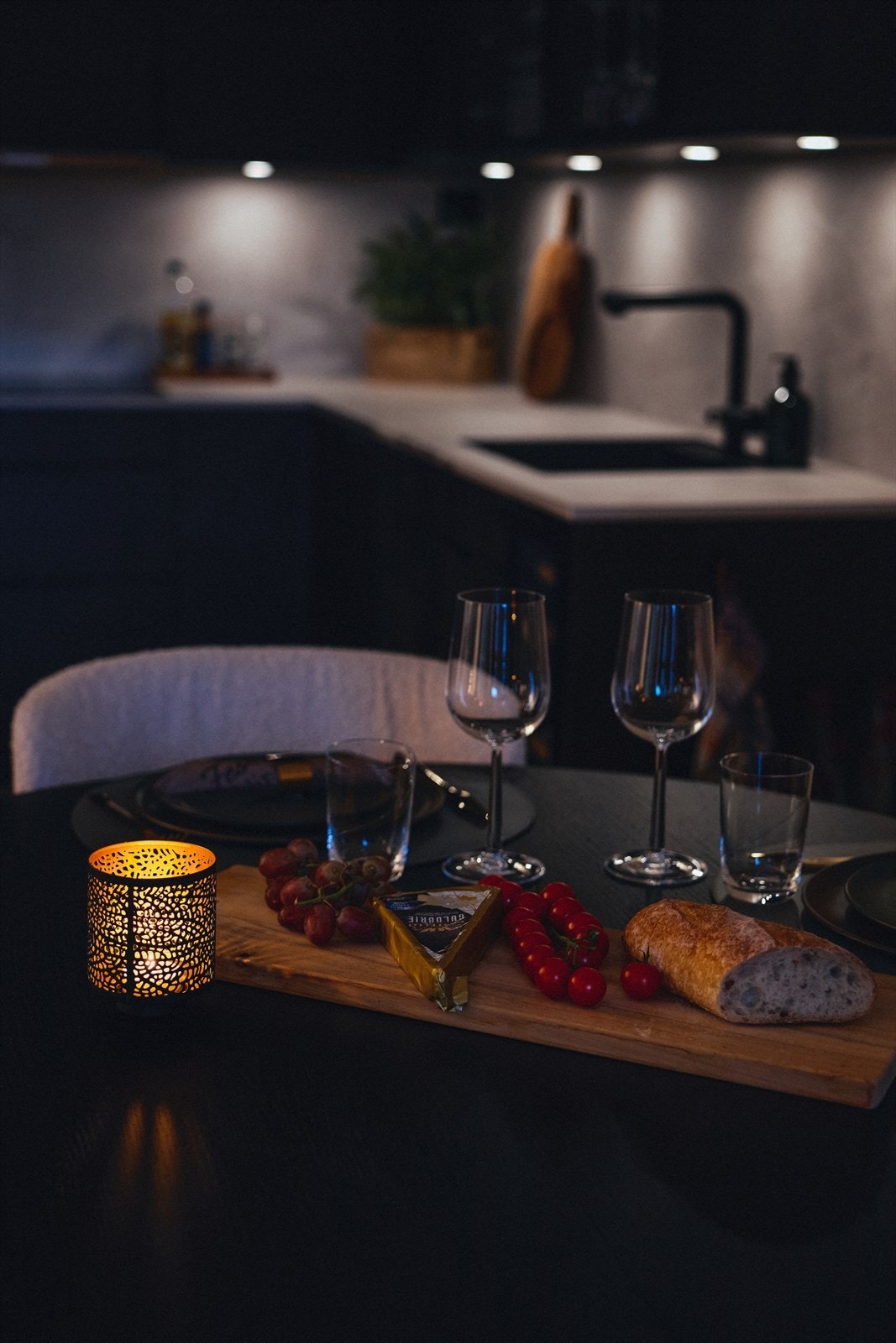 _0Z82331.jpeg Galleribilde