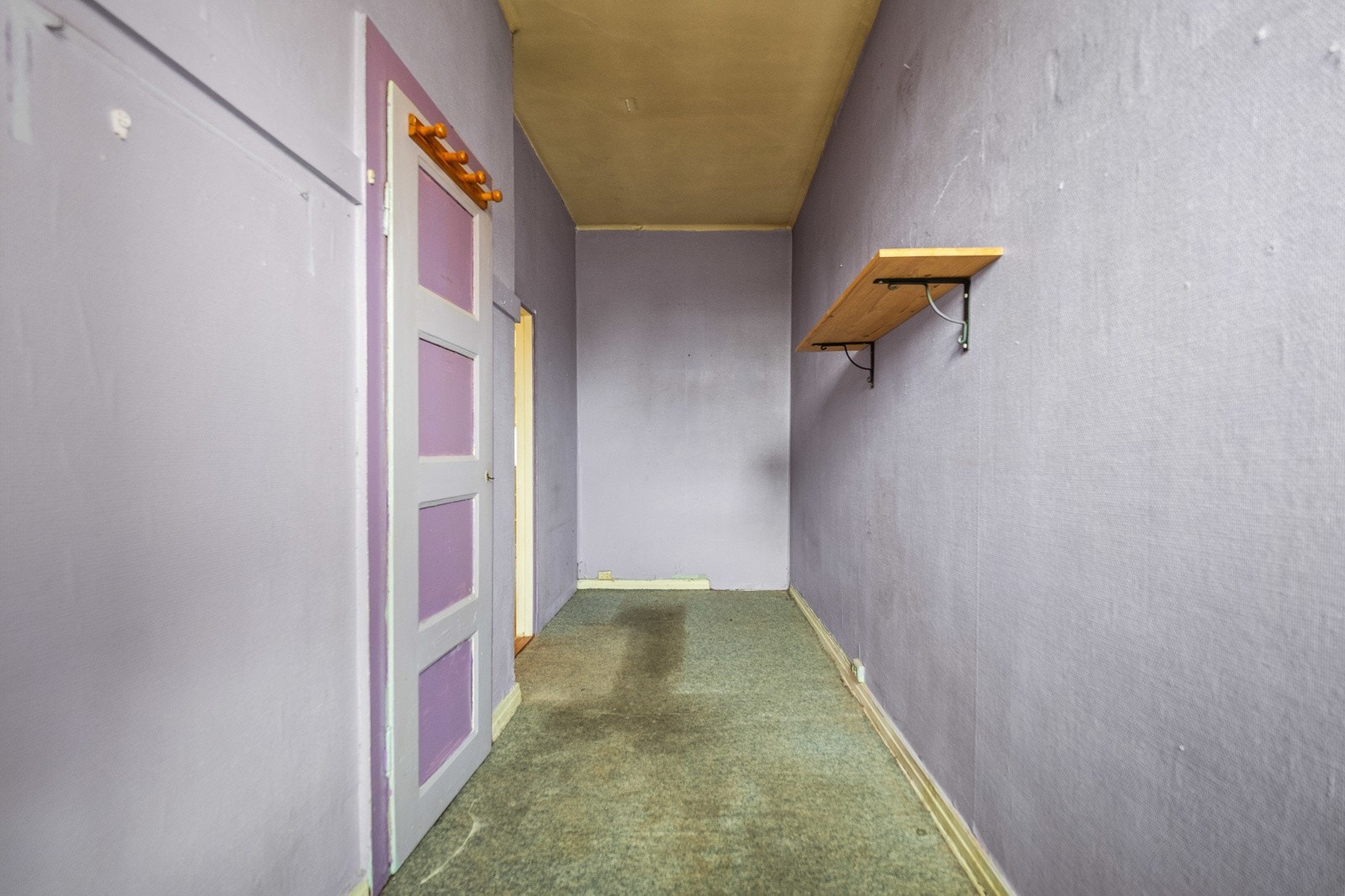 Leiligheten er i behov av modernisering, men har et stort potensial for å bli en drømmeleilighet. Galleribilde