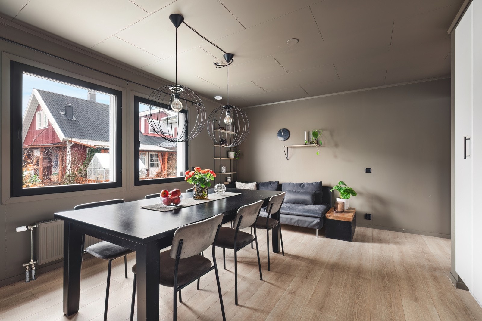 Stort kjøkkenområde, perfekt samlingspunkt for venner og familie Galleribilde