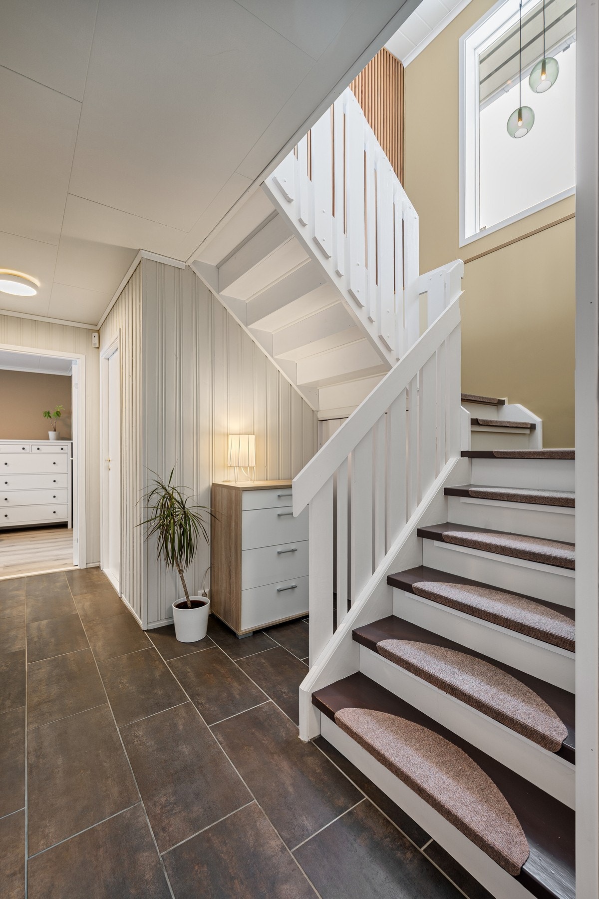 Gang i underetasjen Galleribilde