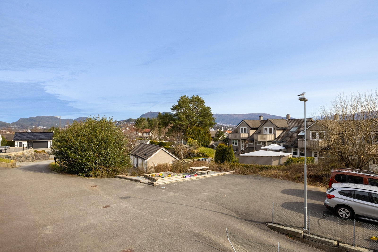 Felles gjesteparkering. Galleribilde