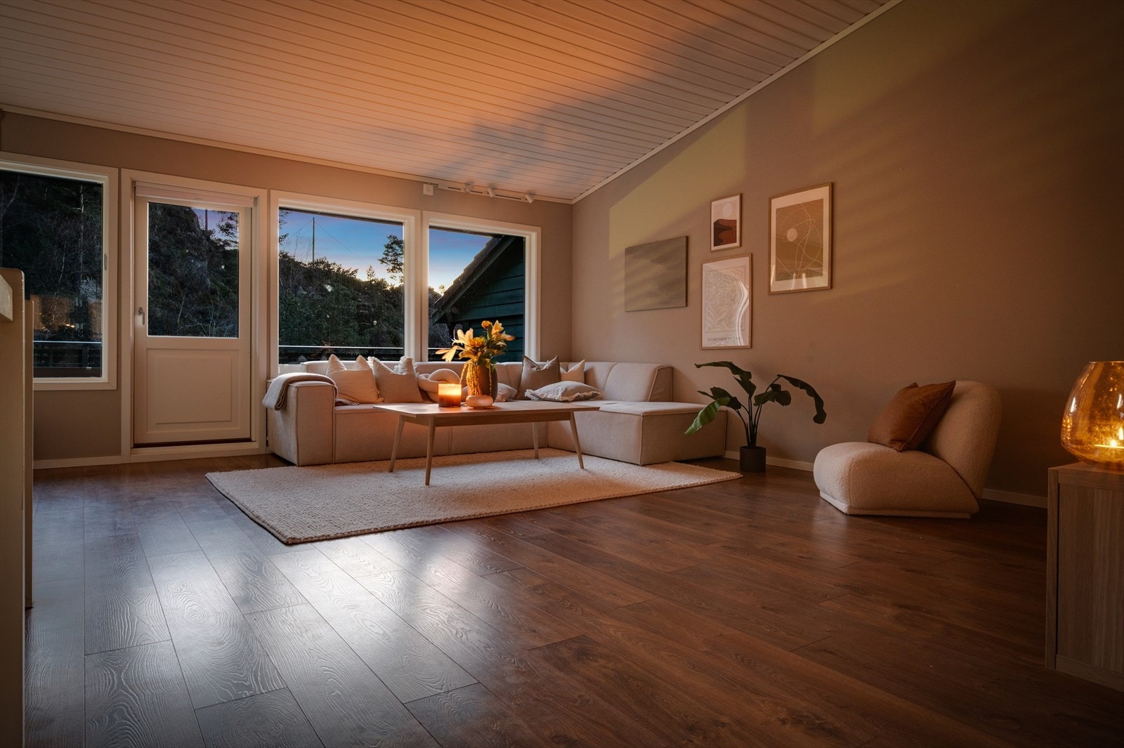 Magisk stemning på kveldstid! Galleribilde