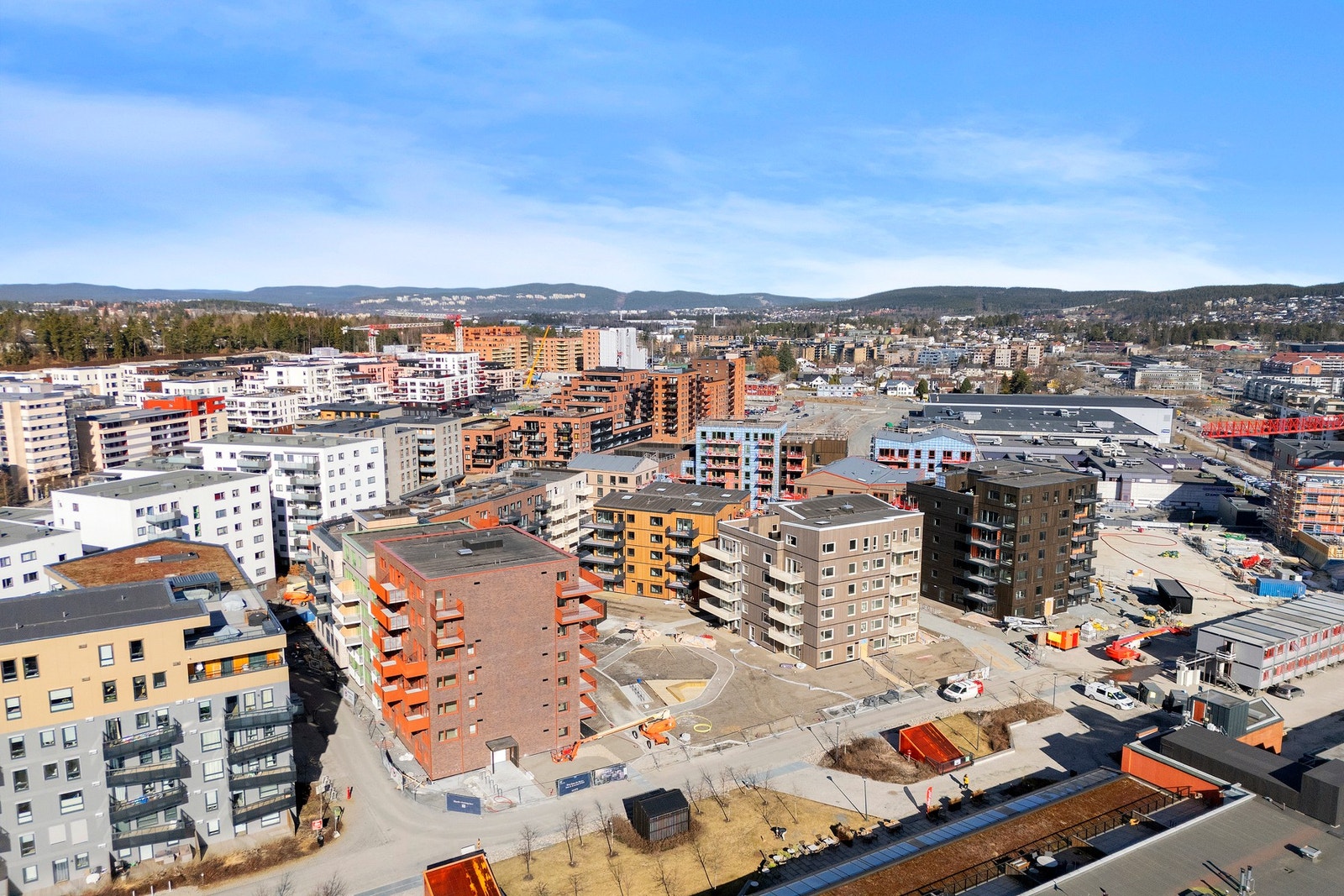 Premium-fordeler som gjesteleilighet, selskapslokale og stor felles takterrasse med utekjøkken Galleribilde