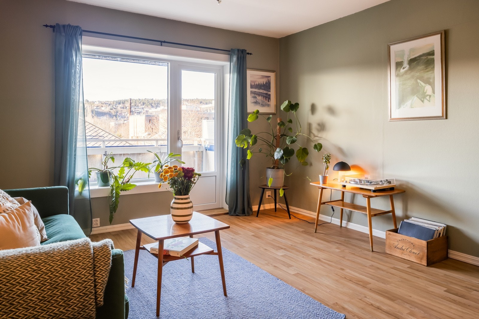 Stuen er på 21.5m². Galleribilde