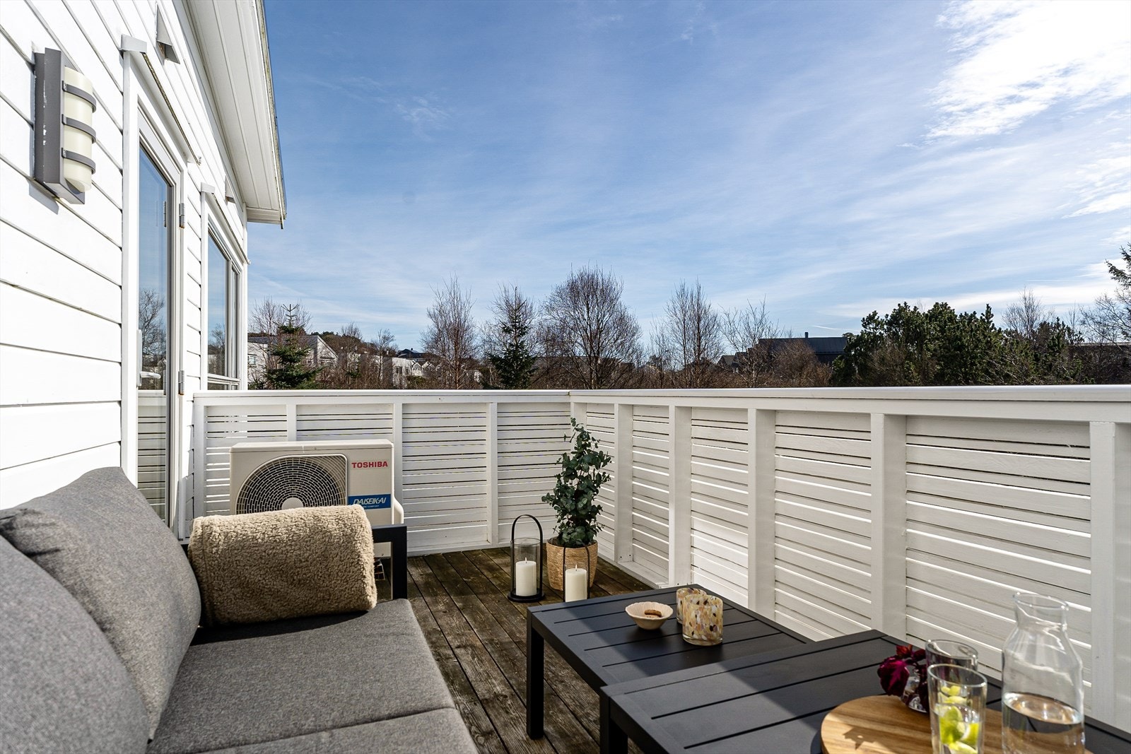 Solrikt og skjermet. Galleribilde