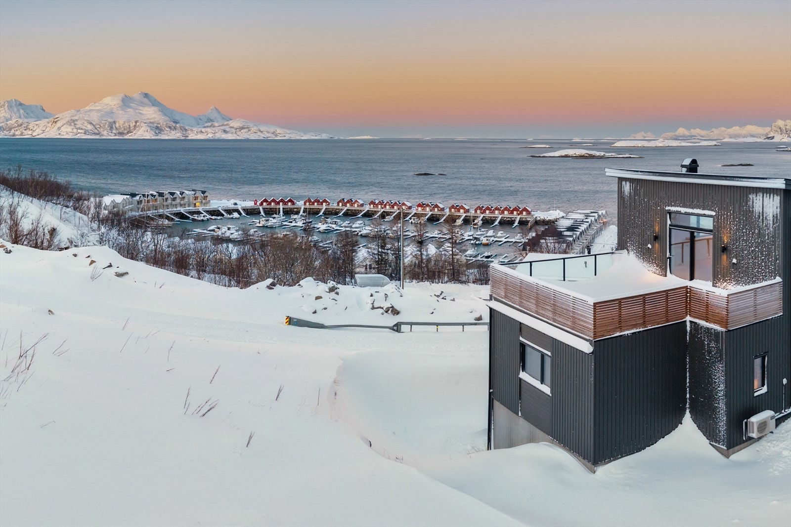 Her kan solen nytes fra tidlig morgen til langt på kveld i usjenerte omgivelser. Galleribilde