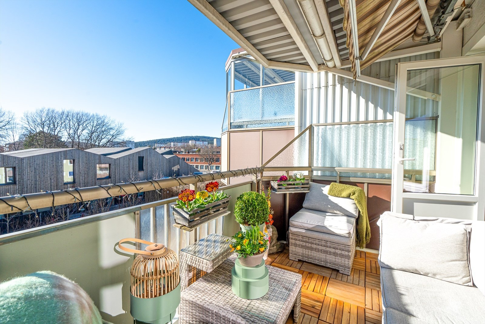 Den perfekte balkongen å nyte sommerkveldene på. Galleribilde