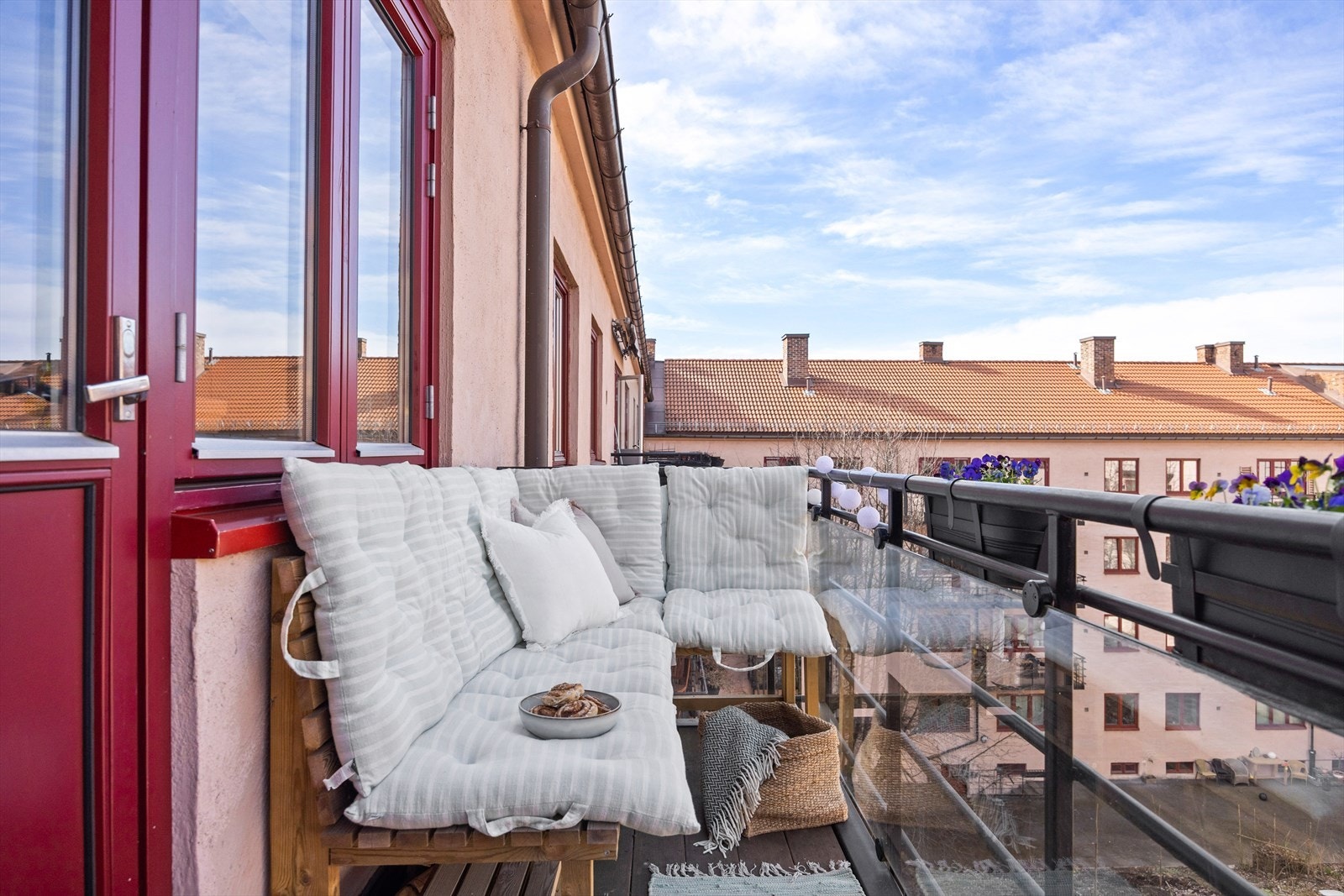 Her er det plass til en koselig sittebenk. Galleribilde