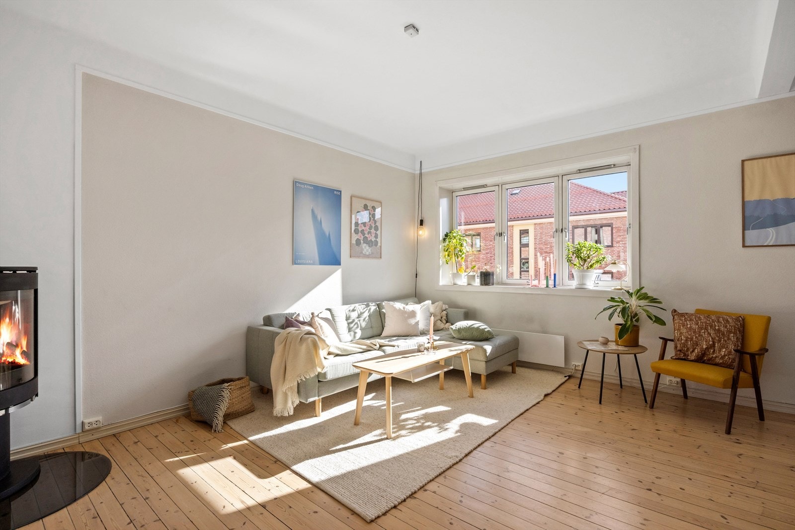 En romslig, lys og herlig 2-roms med balkong. Galleribilde