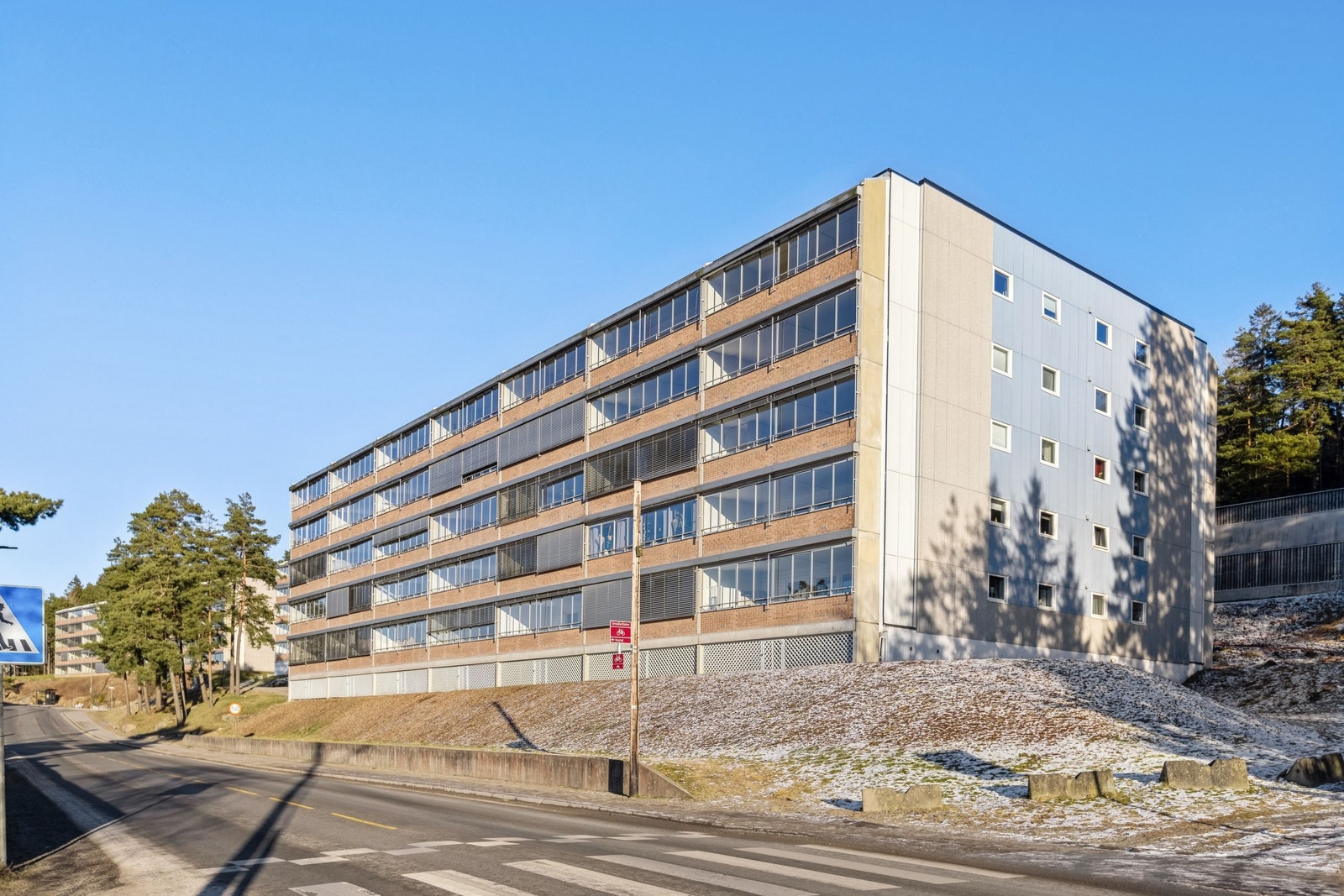 Fasade bilde. Galleribilde