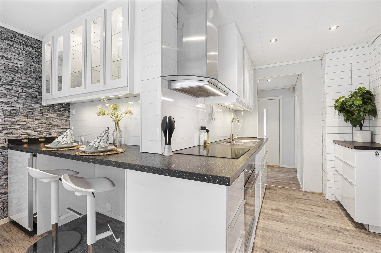 Pent kjøkken fra 2015/16 Galleribilde