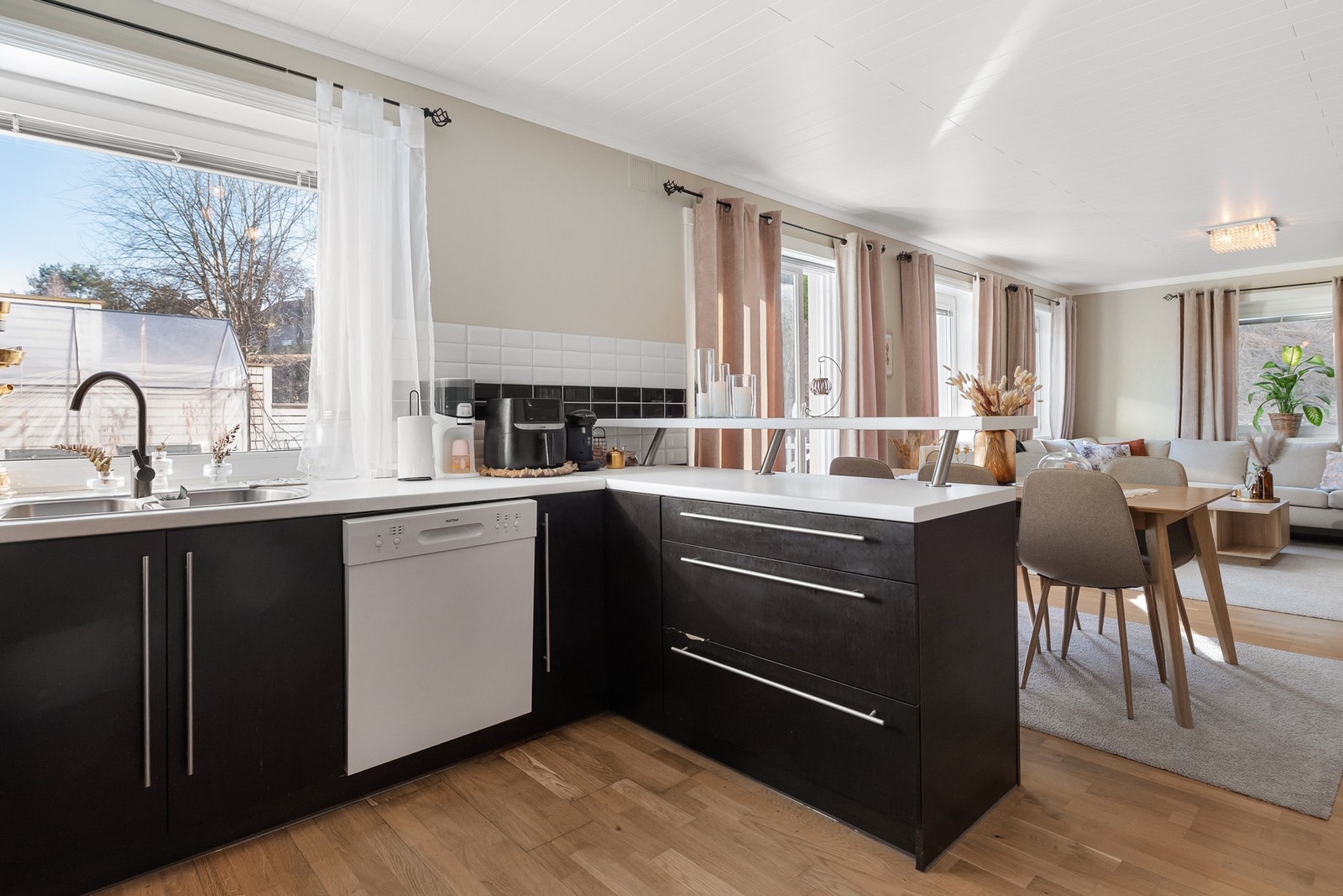 Godt med benkeplass. Galleribilde