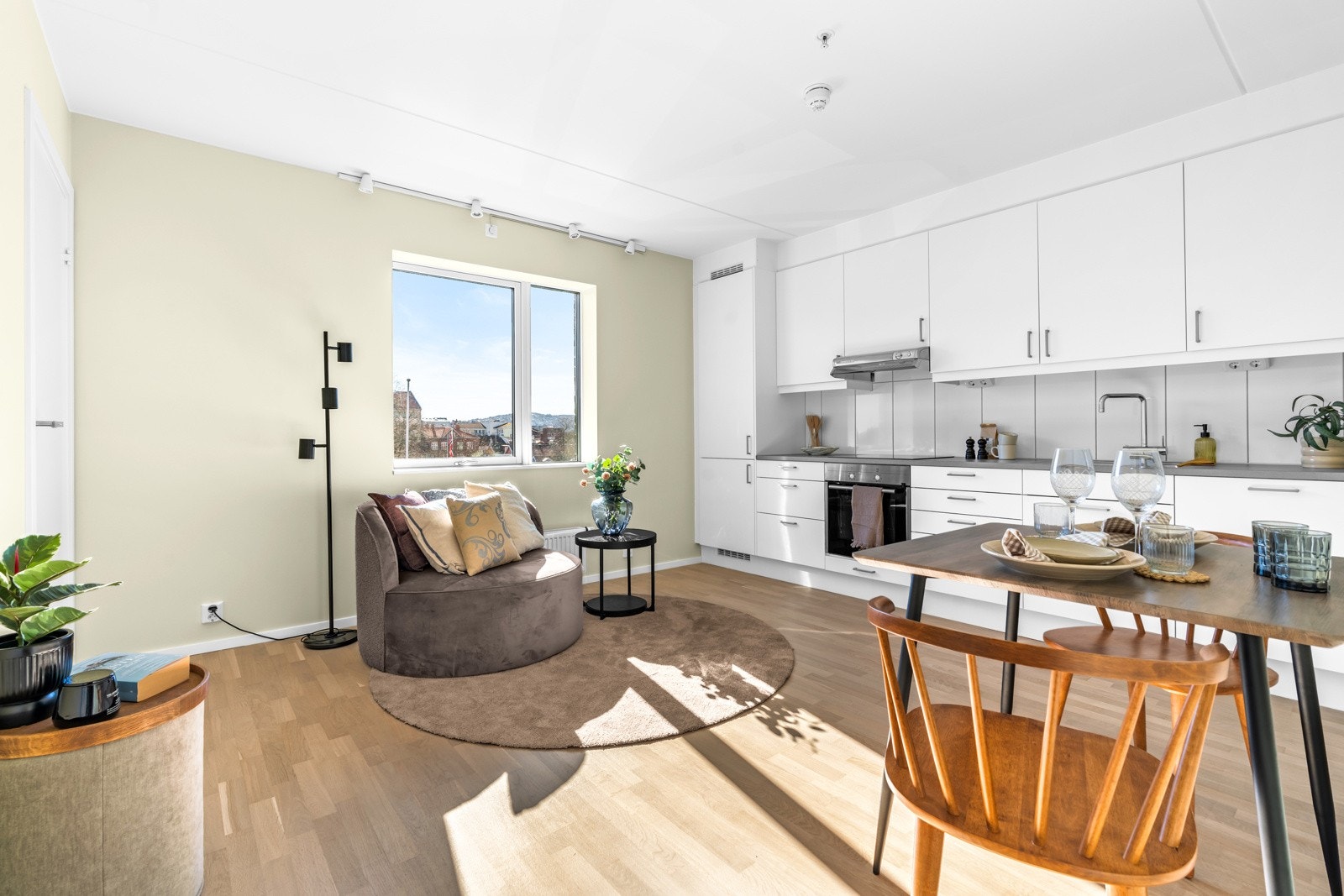 Hybel: Kjøkken/stue Galleribilde