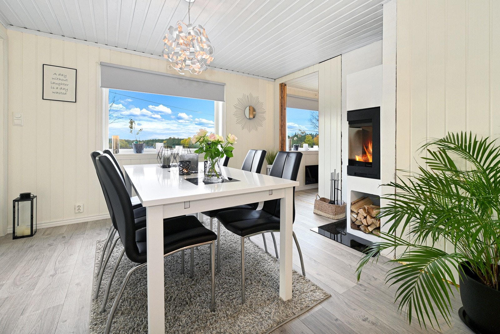 Flott peis i spisestuen Galleribilde