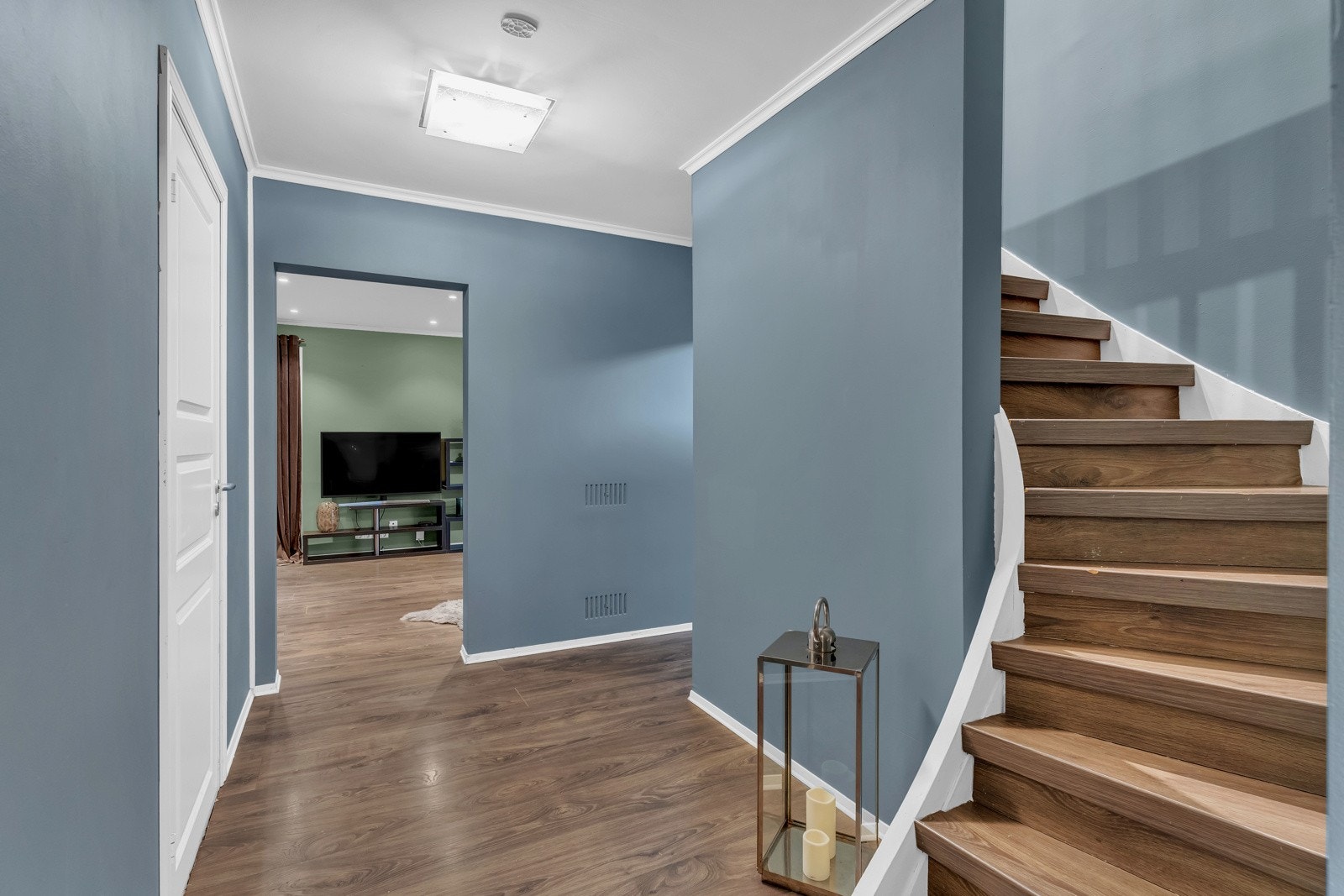 Hallrom. Galleribilde