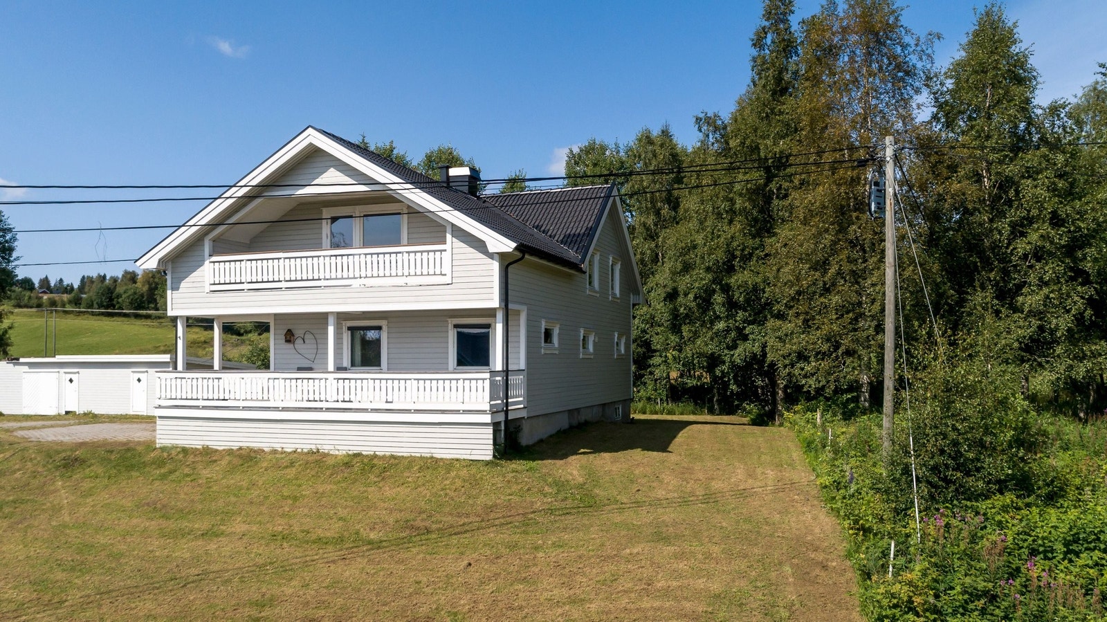 Huset fra nedsiden Galleribilde