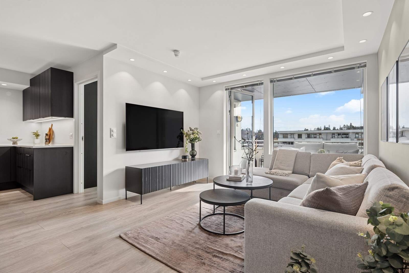 DNB Eiendom ved Haakon Viste Sotlien har gleden av å presentere Lundekroken 30! Galleribilde