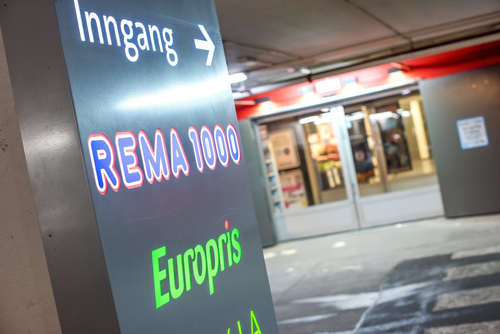 Fra leiligheten kan du ta heisen rett ned til Rema 1000 eller Europris for å handle, eller til Sats for dagens treningsøkt Galleribilde